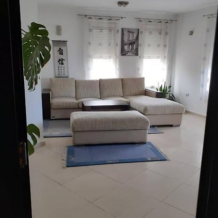 2 Rooms Apartment Plovdiv Kichuk Paris Buitenkant foto