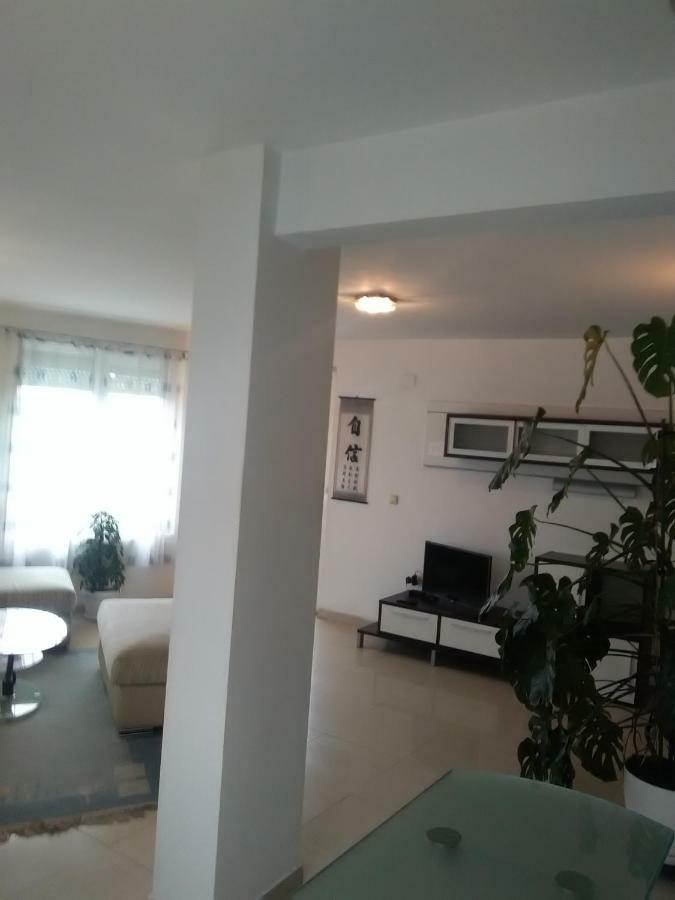 2 Rooms Apartment Plovdiv Kichuk Paris Buitenkant foto